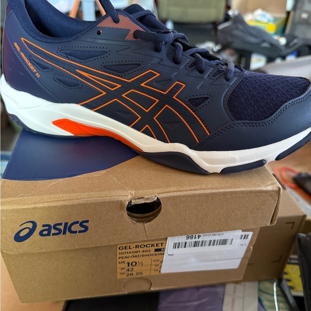 Oasis Men's Athletic Shoes - Navy and Orange